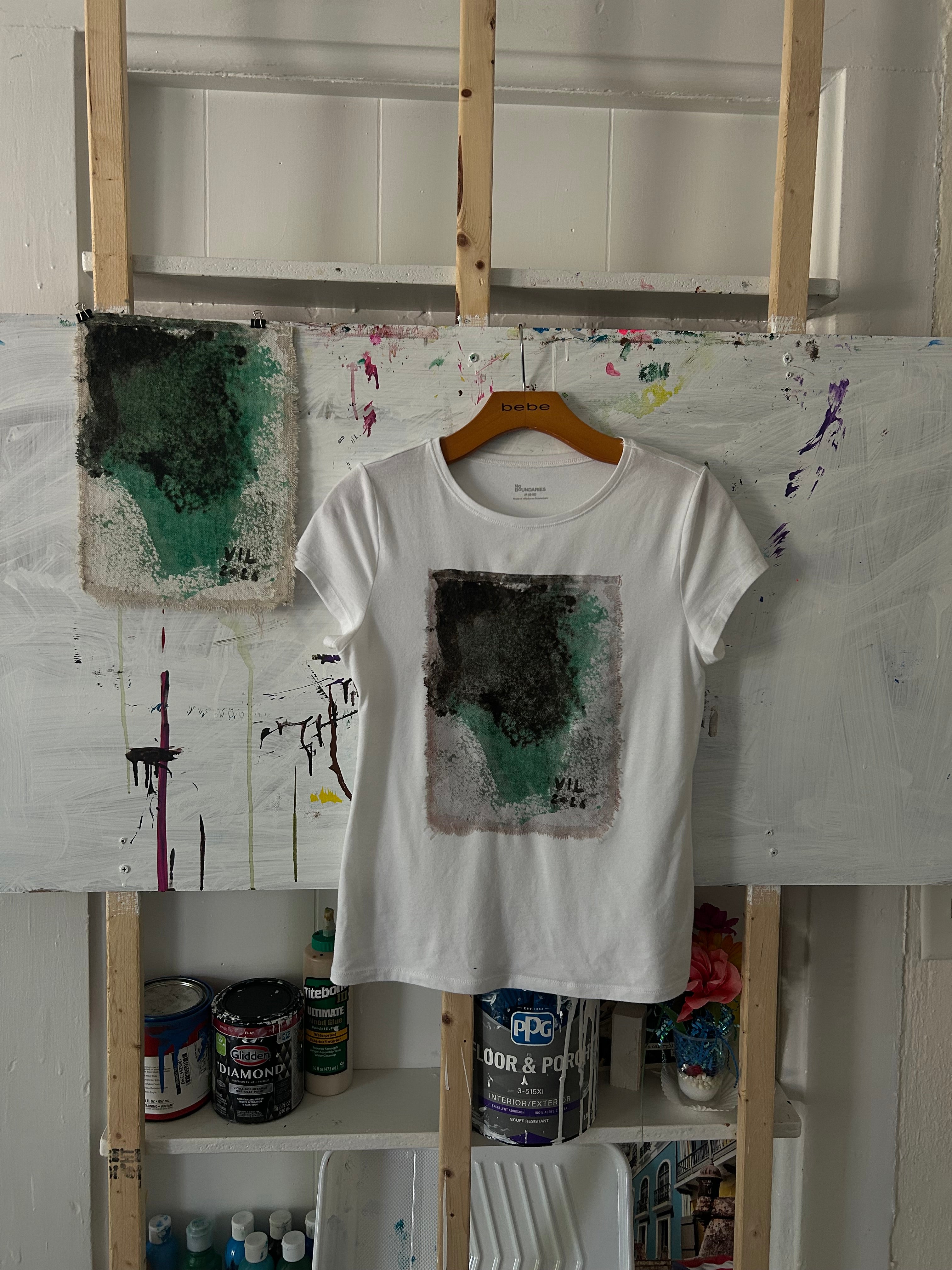 Short Sleeve T-shirt Vinny's Silent Art 0110 A